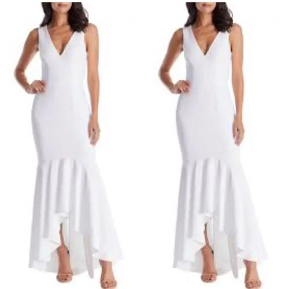 Dress the Population
Demi High/Low Mermaid Hem